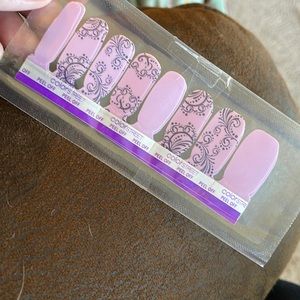 Two Strong Color Street Retired